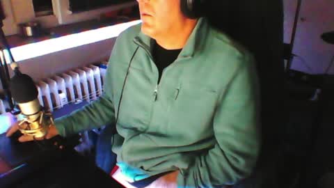        call me  Stefan online show from April 30, 10:36 pm
