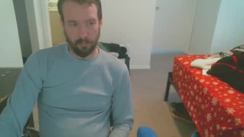 luckyluci online show from December 30, 3:24 pm