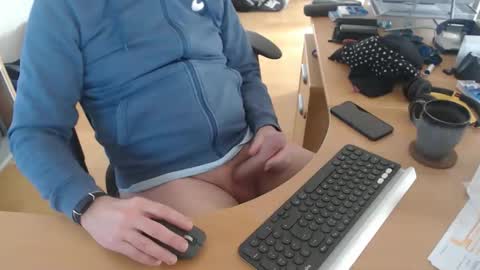 lud1967 online show from February 11, 10:31 am