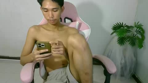 lui_the_fucker online show from December 22, 10:56 am