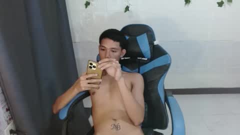 lui_the_fucker online show from November 25, 5:53 am