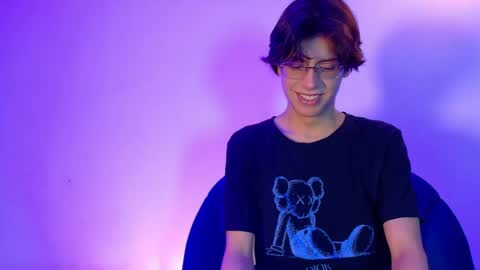 Lui online show from April 24, 4:04 am