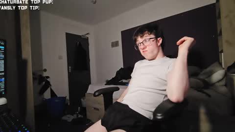 Snapshot of luicferdaroyale chatting on January 15, 10:57 pm LuciferdaRoyale online show from January 15, 10:57 pm