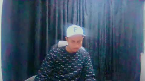 Luigigomez online show from February 24, 3:23 am