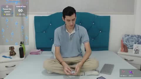 luigimarchetti online show from April 23, 8:44 pm