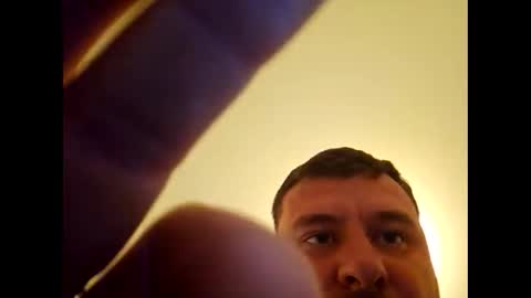 luis60569 online show from April 3, 12:51 am