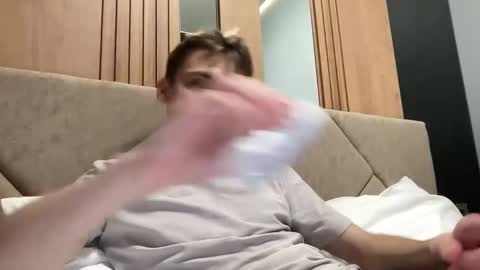 Snapshot of luis_7777 chatting on October 9, 3:17 pm Luis online show from October 9, 3:17 pm