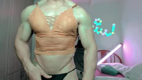 Snapshot of luisfernikesportboy chatting on December 9, 11:30 pm Luis Fer PVT IS OPEN online show from December 9, 11:30 pm