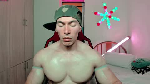 Snapshot of luisfernikesportboy chatting on January 10, 11:29 pm Luis Fer PVT IS OPEN online show from January 10, 11:29 pm