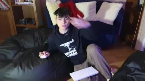 lukeboyce online show from January 6, 1:42 am