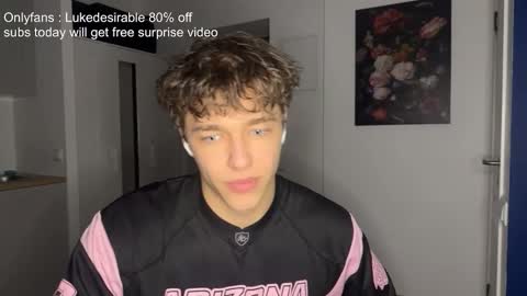 lukedesirable online show from February 20, 8:54 pm