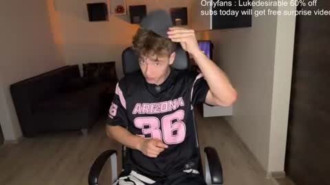 lukedesirable online show from July 29, 9:47 pm