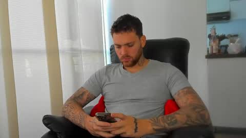 Luke online show from April 22, 1:05 pm