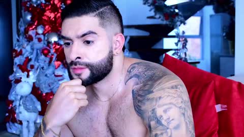 Snapshot of lukhass chatting on December 5, 9:06 pm Lukhas f4f online show from December 5, 9:06 pm