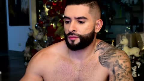 Snapshot of lukhass chatting on January 5, 11:55 pm Lukhas f4f online show from January 5, 11:55 pm