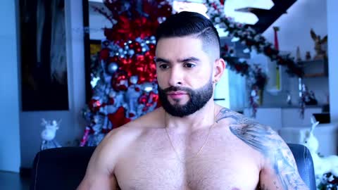Snapshot of lukhass chatting on December 30, 7:53 pm Lukhas f4f online show from December 30, 7:53 pm