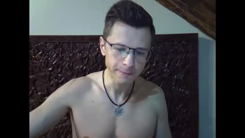 Andrew independent model 2000-0000 CET daily online show from December 17, 8:26 pm