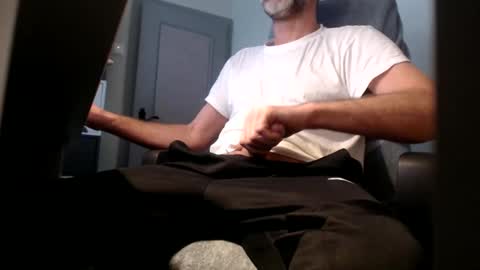 lure4beef online show from December 22, 9:11 am