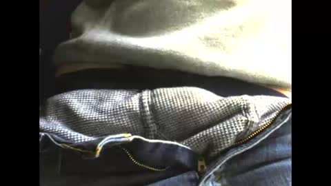 Snapshot of luv2bnakednow chatting on January 29, 6:39 pm luv2bnakednow online show from January 29, 6:39 pm