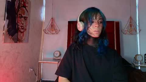 Luxiel 3 online show from April 24, 10:23 pm