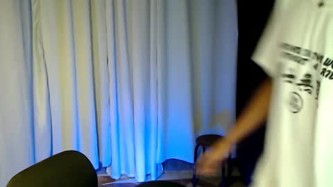 luxirfy online show from March 3, 5:20 pm