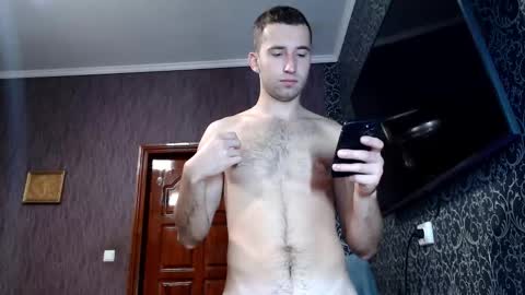 Snapshot of lv_boy chatting on October 20, 6:17 am lv_boy online show from October 20, 6:17 am