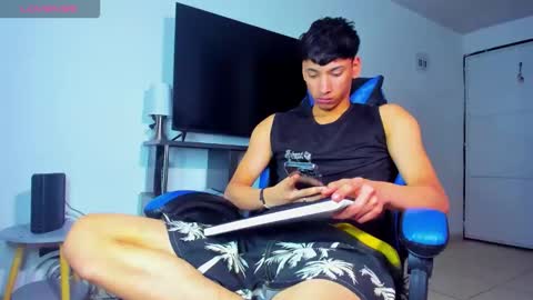 Lyam online show from April 15, 8:03 am