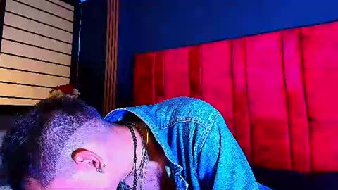 TELL ME LYCAN online show from June 18, 1:40 am