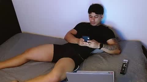 MICHAEL online show from June 25, 2:58 am