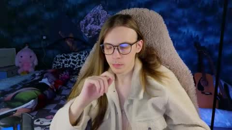 Snapshot of m1shq chatting on October 29, 1:25 pm m1shq online show from October 29, 1:25 pm