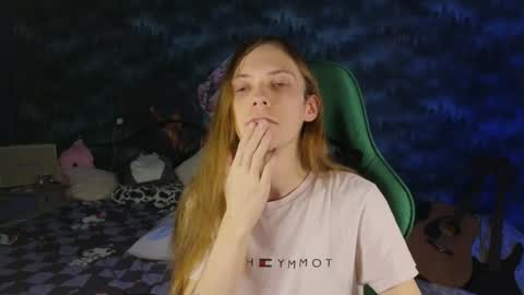 Snapshot of m1shq chatting on October 1, 9:30 pm m1shq online show from October 1, 9:30 pm