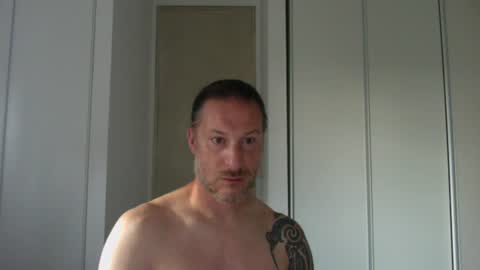 m4rduk online show from August 1, 6:12 am