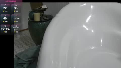 Snapshot of m54whrdn2 chatting on October 20, 1:09 am m54whrdn online show from October 20, 1:09 am