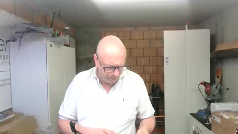 Andy online show from April 21, 3:07 pm