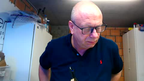 Andy online show from June 19, 6:57 pm