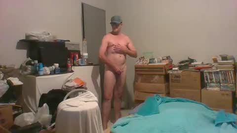 Snapshot of machoalex chatting on September 12, 6:46 am MACHOLIVRE online show from September 12, 6:46 am