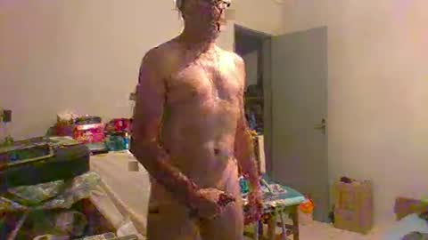 MACHOLIVRE online show from April 25, 7:44 am