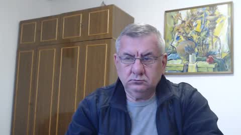 Macho online show from December 18, 1:23 pm