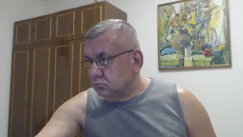 Macho online show from October 17, 7:51 pm