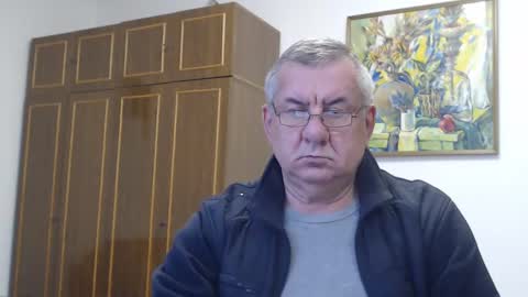 Macho online show from December 3, 12:38 pm