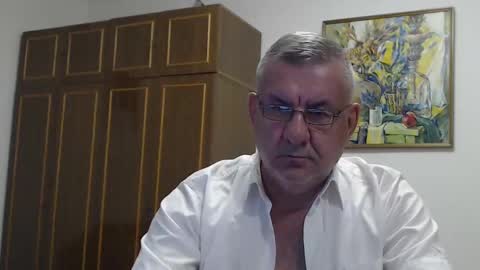 Macho online show from December 7, 9:55 pm