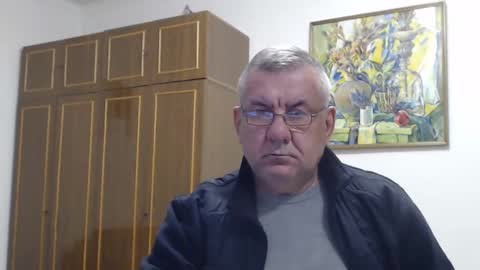 Macho online show from December 12, 10:42 pm