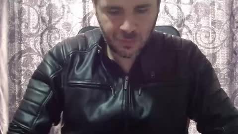 MACK online show from April 16, 9:39 pm