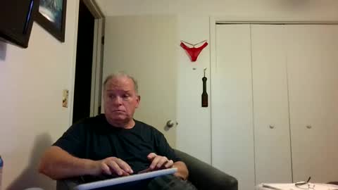 mackdocc001 online show from March 16, 3:27 pm