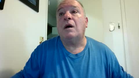 mackdocc001 online show from December 14, 2:46 pm