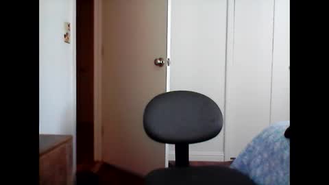 Snapshot of mackdocc001 chatting on December 13, 4:05 pm mackdocc001 online show from December 13, 4:05 pm