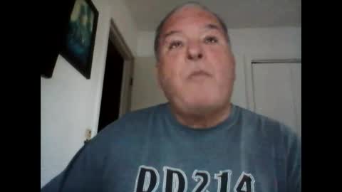 Snapshot of mackdocc001 chatting on December 28, 3:05 pm mackdocc001 online show from December 28, 3:05 pm