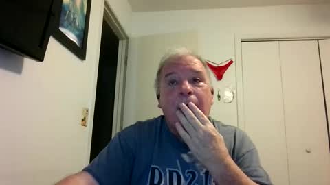 Snapshot of mackdocc001 chatting on October 15, 7:32 pm mackdocc001 online show from October 15, 7:32 pm