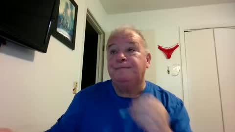 Snapshot of mackdocc001 chatting on September 10, 5:00 pm mackdocc001 online show from September 10, 5:00 pm