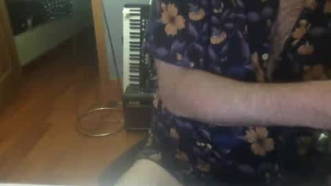 mackly46london online show from July 21, 3:19 am